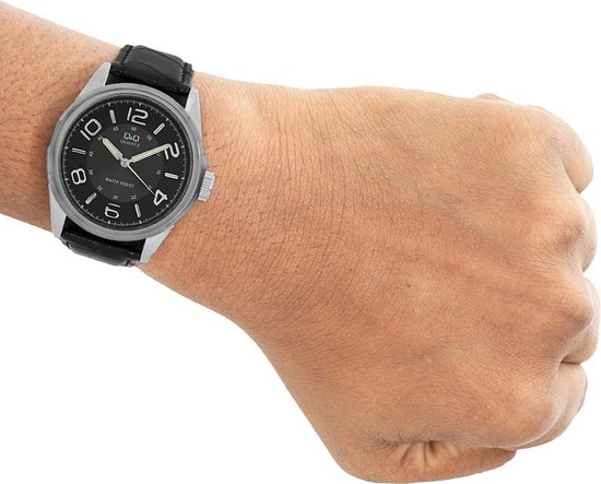 Heren horloge met neon wijzers van het merk Q\u0026Q -Q266J505Y | bol.com