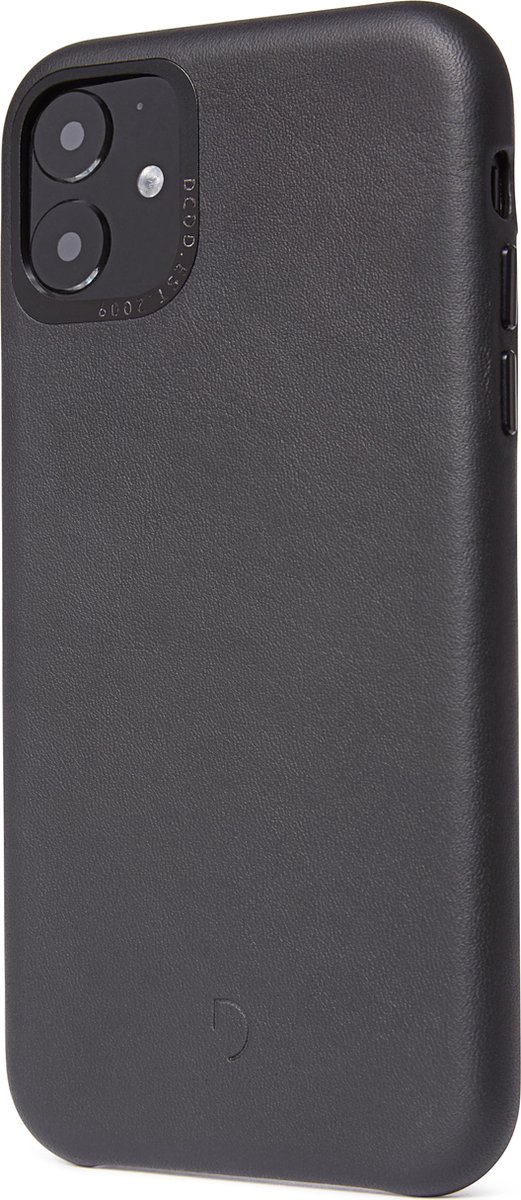 DECODED Leren Back Cover - iPhone 11 - Hoogwaardig Europees Leer - Hoesje met Metalen Knoppen - Zwart