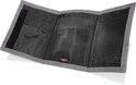 Portefeuille Eastpak gris, ouvert, avec compartiments.