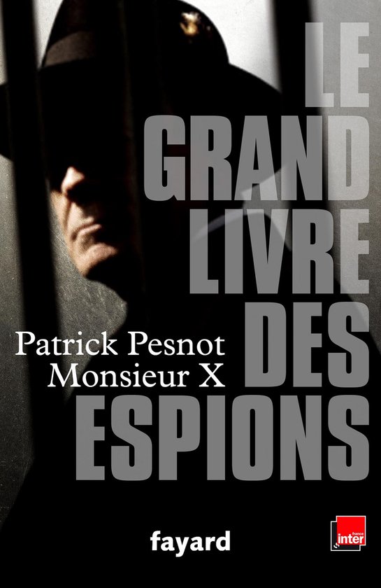 Le grand livre des espions - cover