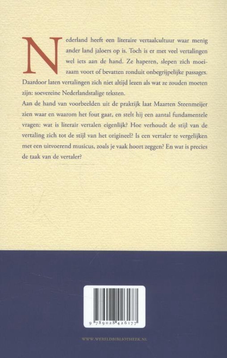 Achterkant van een boek met tekst en een barcode.