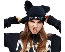 Warme wintermuts met oortjes / kat