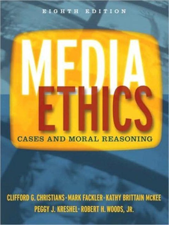 Boek "Media Ethics", achtste editie. In het geel met rode letters "Media Ethics".
