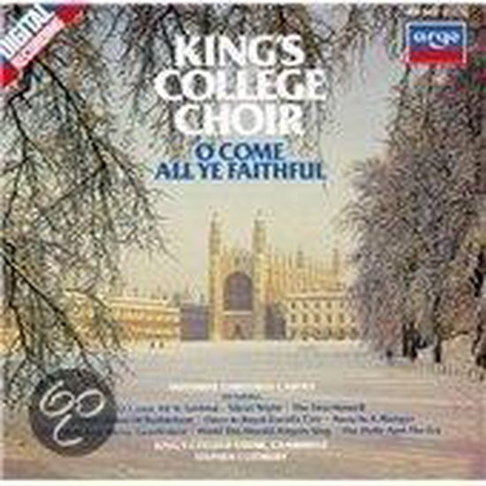 King's College Choir: O Come All Ye Faithful, met een gebouw op de achtergrond, onder een winterse hemel.
