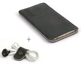 Jaccet - Google Pixel 4 XL case - Handgemaakt Lederen insteekhoes. Zwart leer met grijs wolvilt voering.