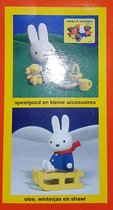 Nijntje accessoires - Slee, winterjas en sjaal