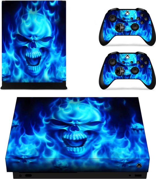 | "Skull Blue Flames" Xbox One X skin