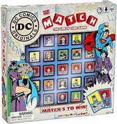 Doos van het DC Comics Top Trumps Match bordspel, met afbeeldingen van Batman, Catwoman, Superman en Joker.