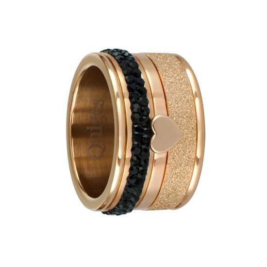 Gouden stapelring met zwarte zirkonia, hartje en glitterband. Quiges logo.