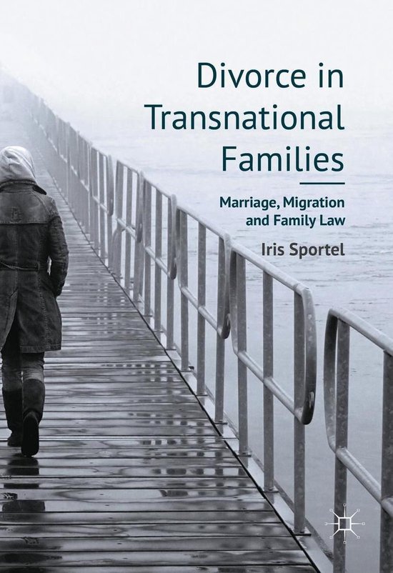 Social Sciences (R0) - Divorce in Transnational Families - cover