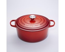 Le Creuset Braadpan Signature Kersenrood – Ø 30 cm / 8,1 Liter – XL Ronde Gietijzeren Braadpan – In Iconisch Rood – Voor Grote Gezinsgerechten en Langzaam Garen – Oven- en Inductiegeschikt – Tijdloos Frans Design