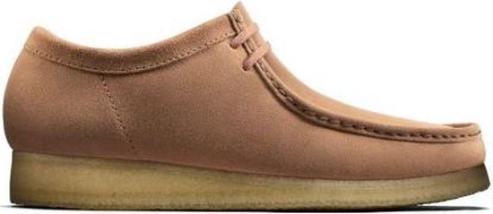 clarks wallabee sandstone