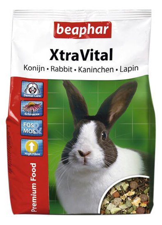 Beaphar XtraVital premium rabbit food. The bag shows a rabbit with brown and white fur and green background.
