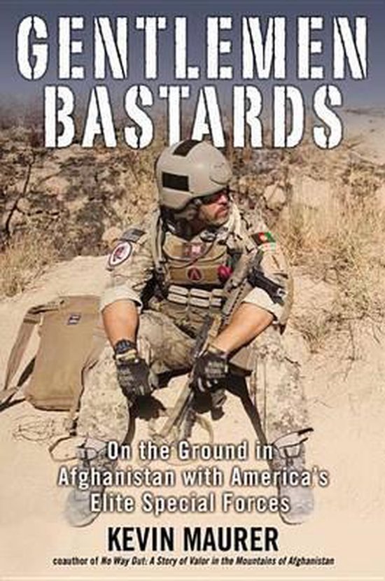 De cover van het boek 'Gentlemen Bastards' toont een soldaat in camouflage in Afghanistan.