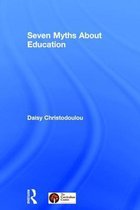 Boek met de titel "Seven Myths About Education" van Daisy Christodoulou. Titel en auteur centraal op blauwe achtergrond.