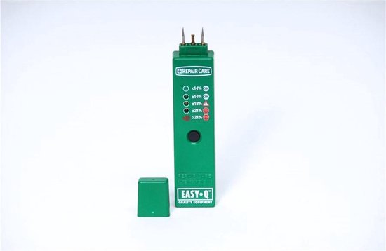 Groene Easy.Q houtvochtmeter met deksel op de grond, met een display van groene en rode LED's.