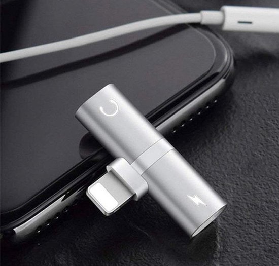 Pelmel injecteren blozen Kabel iPhone Splitter Audio Adapter + Lightning - Opladen & Muziek  luisteren (2 in 1)... | bol.com