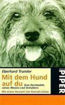 Omslag Mit dem Hund auf du