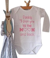 Baby Rompertje tekst papa eerste vaderdag cadeau | Daddy I love you to the moon and back | wit met roze | maat 86/92