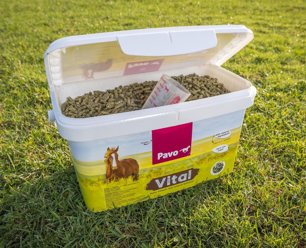 Pavo Vital – Vitaminiertes Mineralfutter Für Pferde | 8 Kg Sack