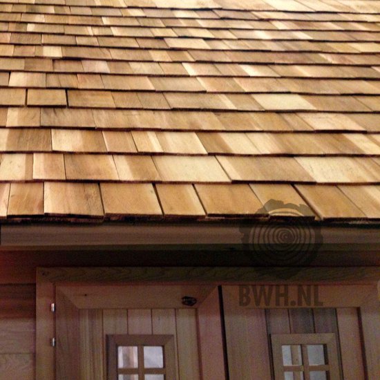 Aanpassen genezen Uitreiken Red cedar Houten Dakpannen voor dak (3 laags) - Set WRC shingles per 2.33 m2  | bol.com