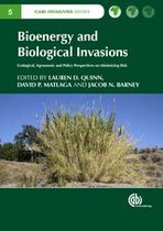 Boek cover Bioenergy and Biological Invasions van Phang Siew Moi