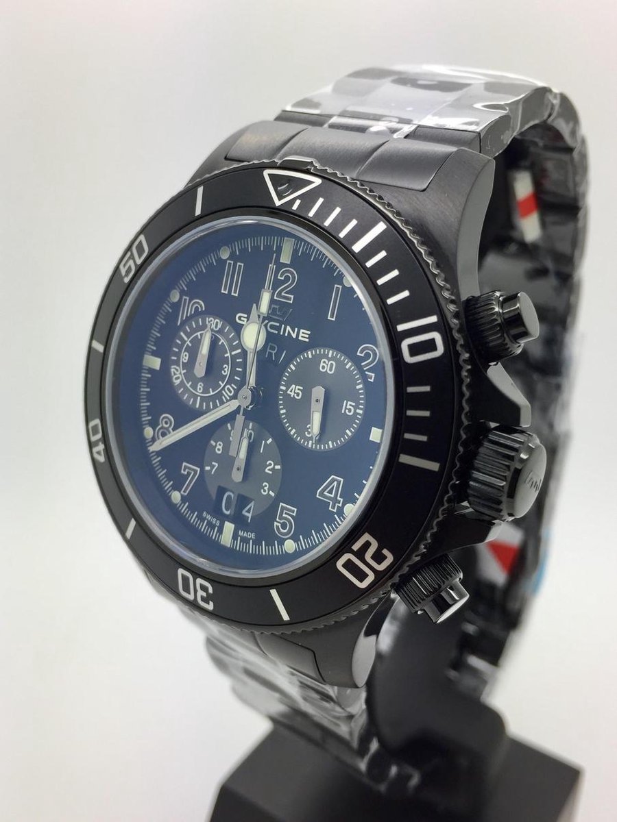 Glycine Combat Sub Chronographe Quartz 42 mm bol