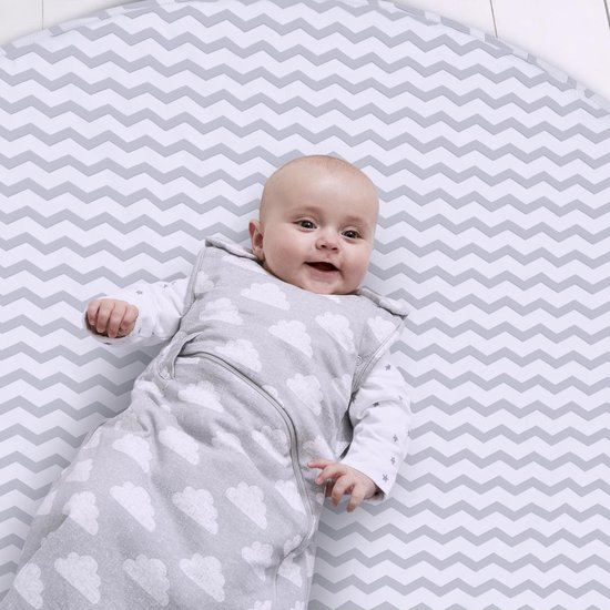 Snuz Baby Playmat Grey Chevron Striped