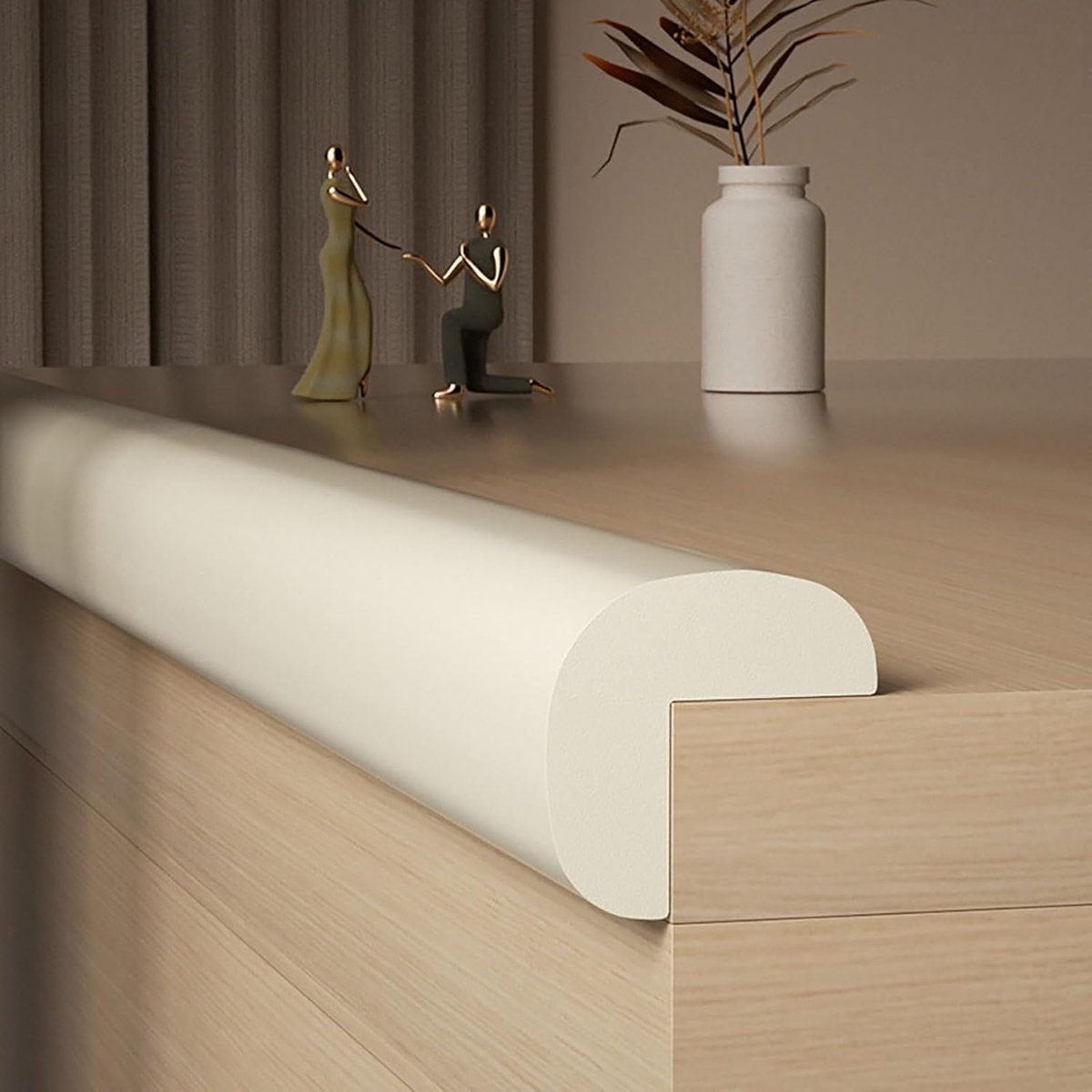 L-vormige hoekbeschermers van schuim, 2-pack beige, veiligheidsbeschermers voor scherpe meubelranden en tafelhoeken, stootvaste randbescherming