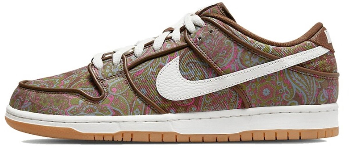 Nike SB Dunk Low Pro ‘Praisley ‘ . Wit