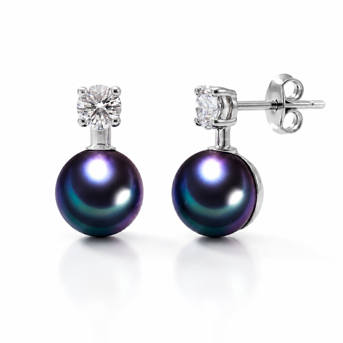 Mbrace Zilveren oorstekers met parel en zirkonia – elegante dames oorbellen met parel – klassieke parelknopjes met glinsterende steen – tijdloos sieraad