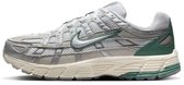 Nike P - Sneakers - Unisex - Light Bone Bicoastal Green