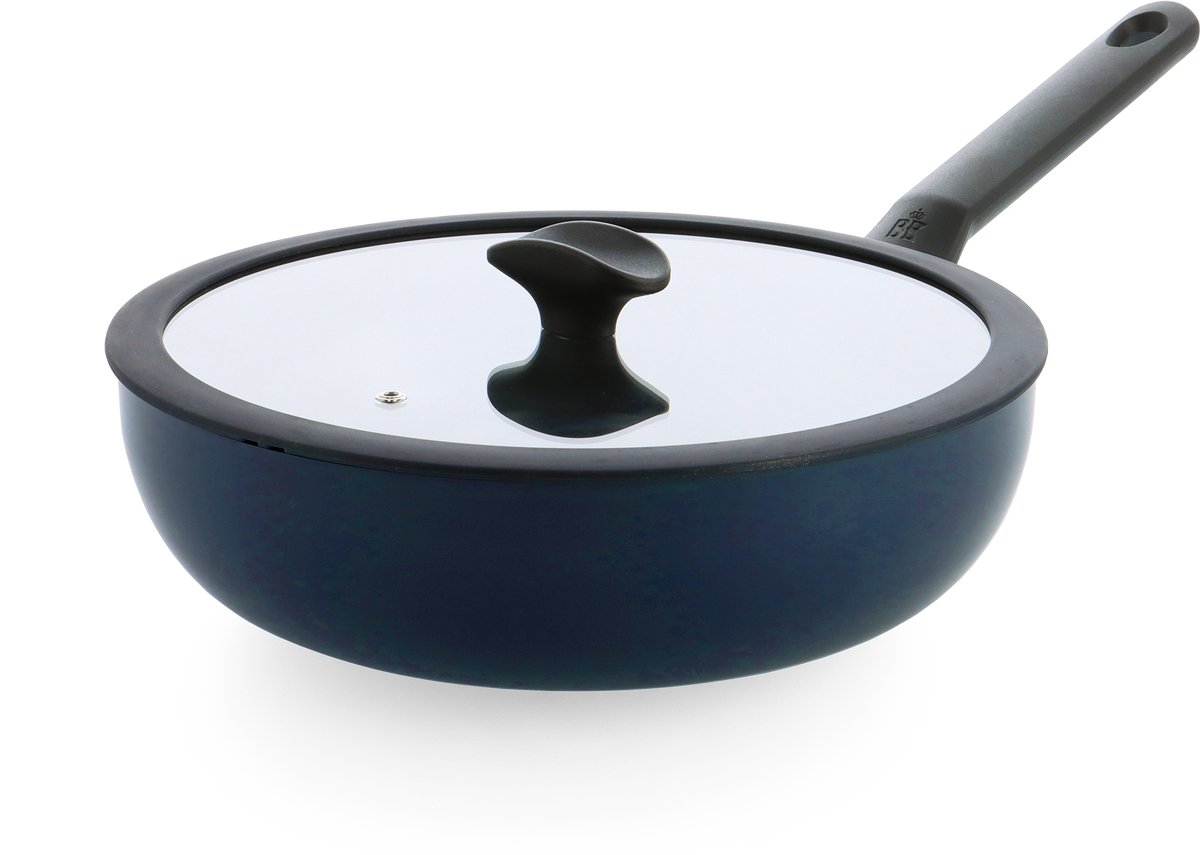 BK Enjoy Wokpan 28cm – 4.2L – PFAS-vrije antikleeflaag – Wokpan inductie – Keramische pan - Ovenbestendig tot 160°C – Koudgrepen - Met glazen deksel - Oxford Blue van BK