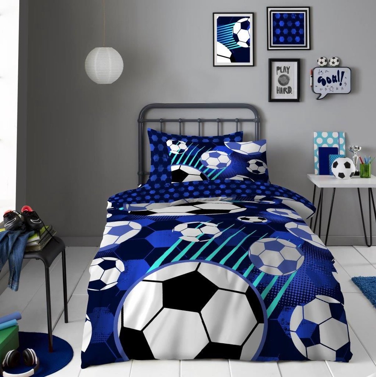 Voetbal Dekbedovertrek - Eenpersoons - Voetballen - Blauw - Dekbed - Geschikt voor 140 x 200 cm.