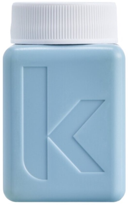 Bouteille bleu clair avec logo KEVIN.MURPHY et bouchon blanc.