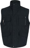 Zwarte bodywarmer met hoge kraag, opgestikte zakken en ritsen.