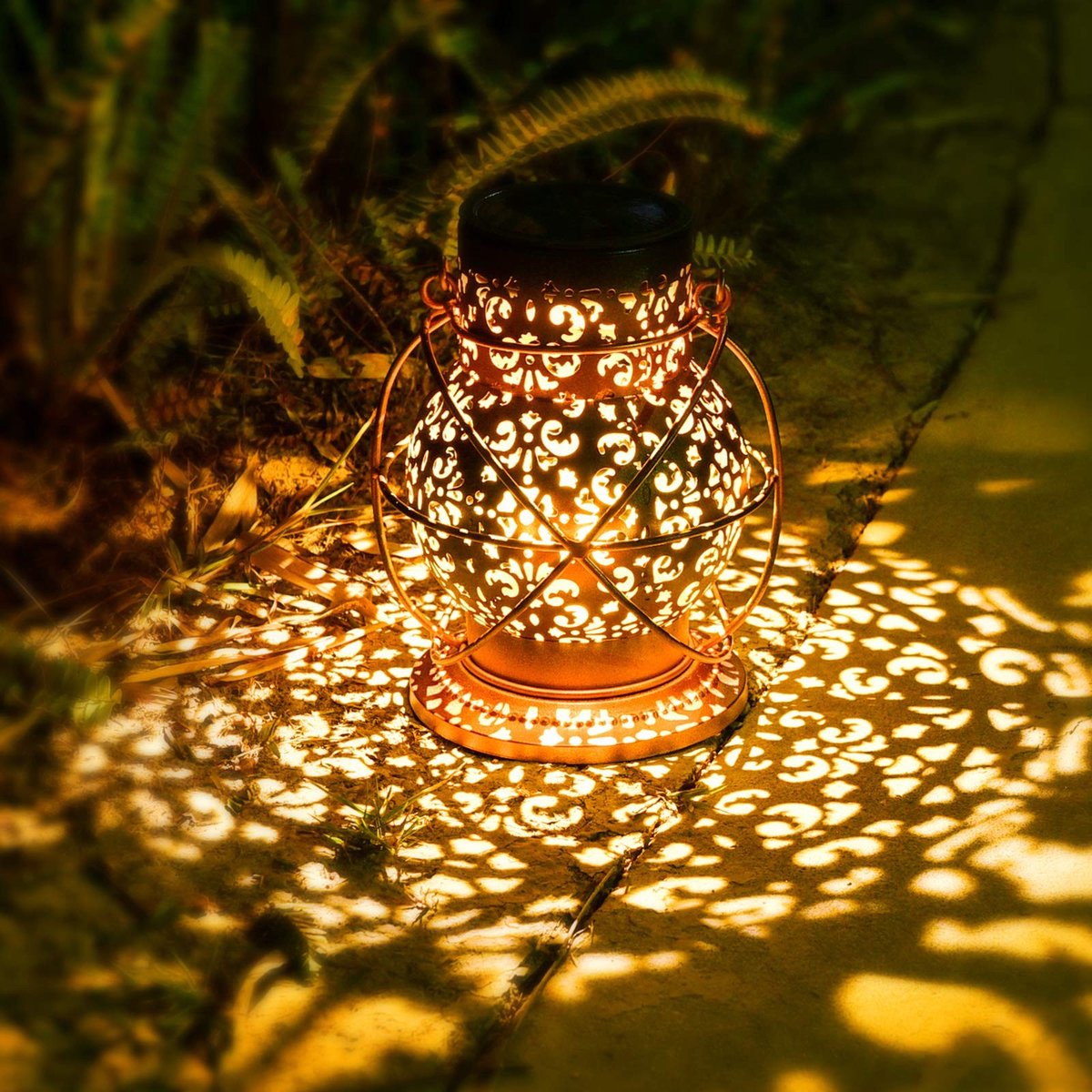 Dailygoods - Lantaarn op zonne-energie - Buitenverlichting - IP65 waterdicht - Metalen zonnelampen - Tuin decoratie - Hangend model