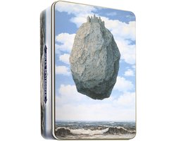 Jules Destrooper Koektrommel met Koekjes 1075 g - René Magritte Koekjestrommel luchtdicht met koekjesmix van Natuurboterwafels, Parijs Wafels, Amandelbrood koekjes voor bij de koffie - Authentieke retro koekjespot - Design Le Chateau Pyrénées