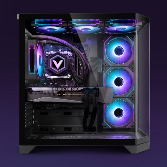 Gaming pc met glazen zijpaneel, verlichte ventilatoren en RTX grafische kaart.