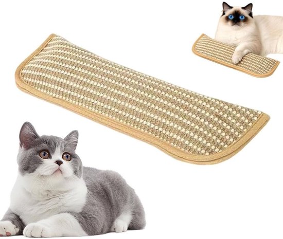 Lange beige krabmat met beige rand, met een Ragdoll en een grijze kat.