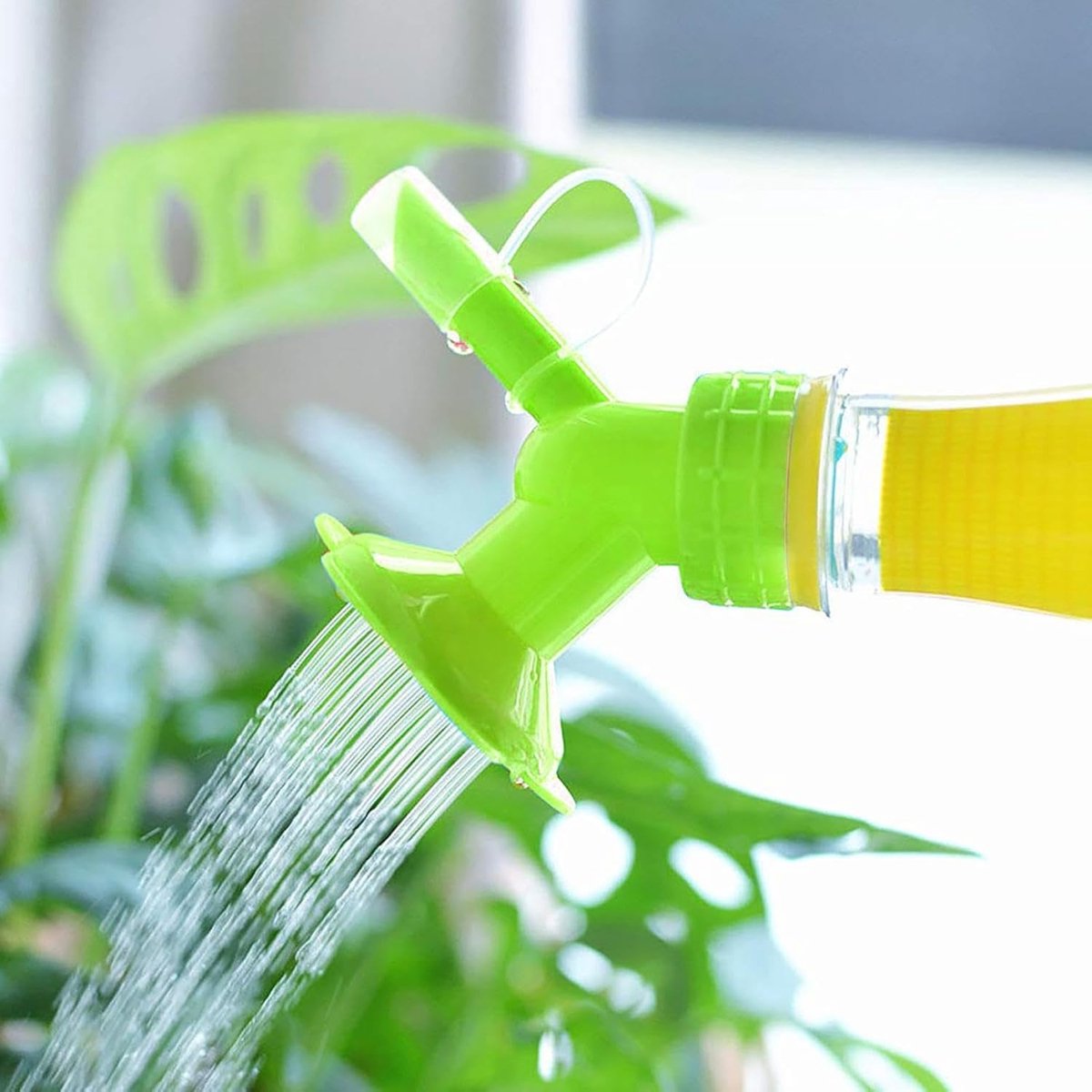 Gieter Sproeikop - Plantenspuit Tuit - Planten Water Geven - Verstelbare Sproeipatronen - Past Op 2.7cm Fles - Groen