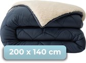 HUSH Living - Wasbaar Dekbed - Tweekleurig Design - 140x200cm – 300 Gsm - Incl Bijpassende Kussenslopen - Navy/Teddy