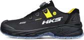 Zwarte werkschoen met "HKS" logo, gele streep, BOA sluiting en transparante zool.