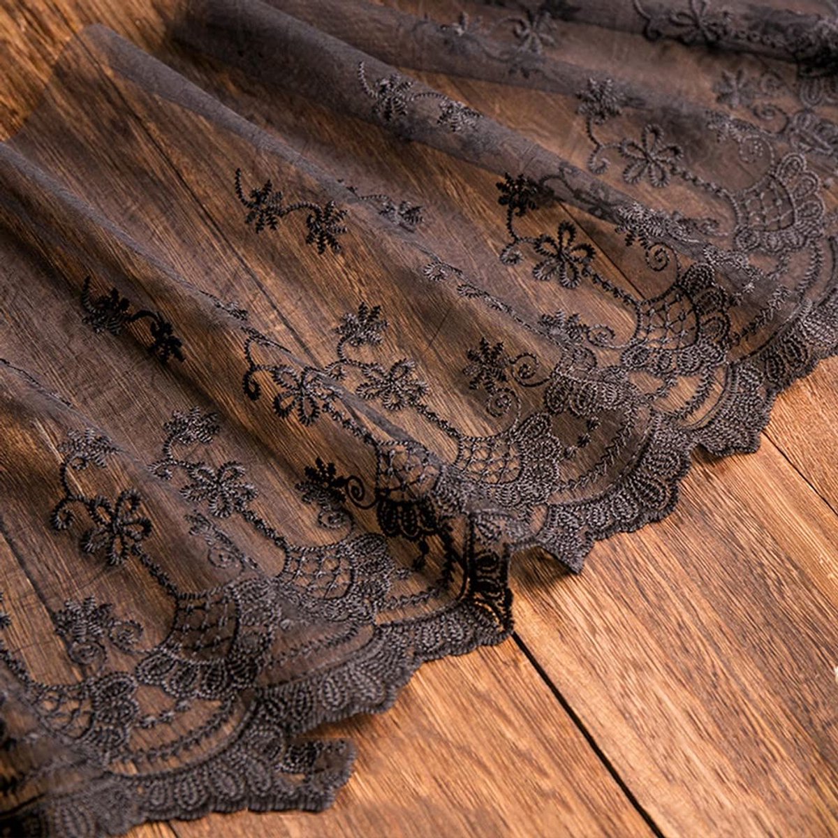 Allecto - Vintage geborduurde kanten rand - Decoratieve band voor bruidssluiers - C zwart - Kantstof voor bruiloft - Geschikt voor kleding en decor...