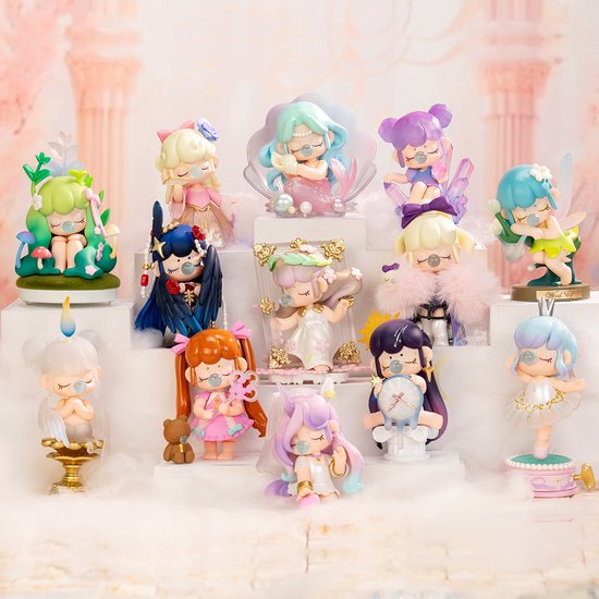 Collectie van elf schattige poppen, elfjes, engeltjes en meer.