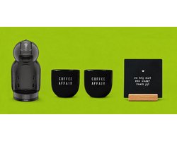 KRUPS NESCAFÉ Dolce Gusto MiniMe KP120810 - Koffiecupmachine - Antraciet / zwart + 2 zwarte mokken "Coffee Affair" + zwarte tegel "Zo blij met een vader zoals jij" + tegelhouder - (cadeau)PAKKET