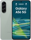 Groene Samsung Galaxy A56 5G met drie camera's op de achterkant. De voorkant toont 'Galaxy A56 5G'.