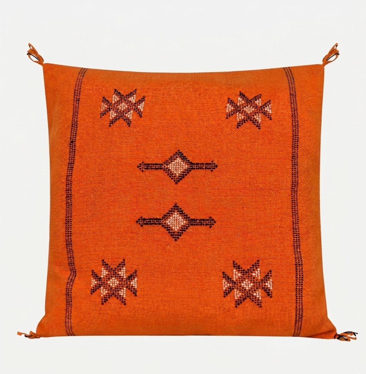 Poufs&Pillows Cactus zijde kussen - Oranje - Sabra - Handgemaakt & Uniek Sierkussen - 50 cm x 50 cm