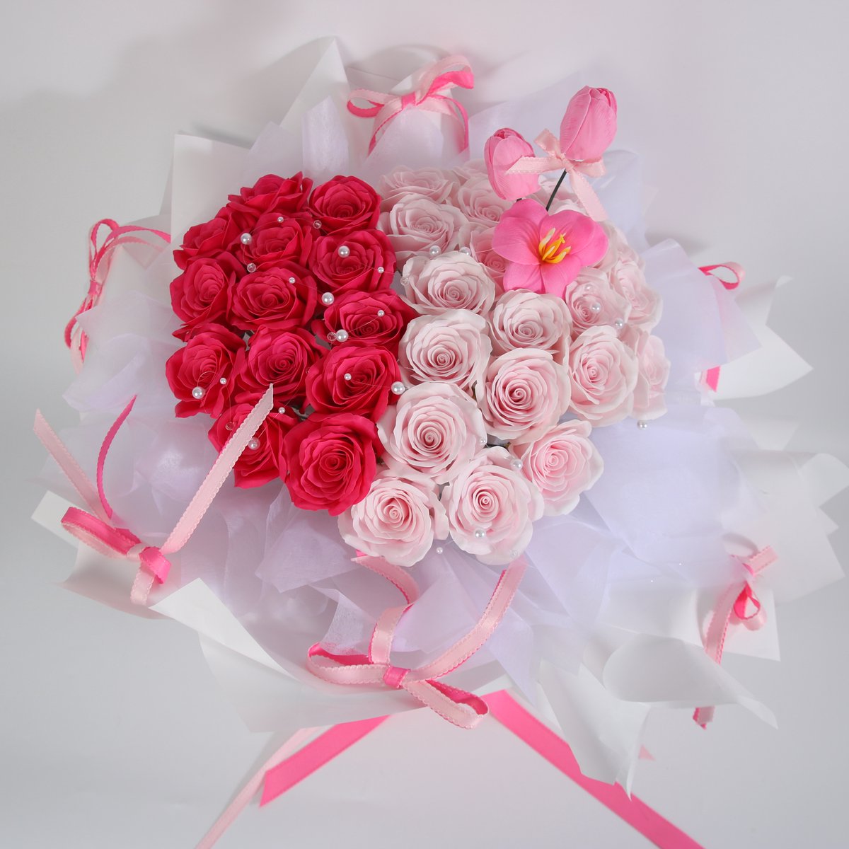 La Roselle Amsterdam Luxe Kunstrozenboeket Roze – Romantisch Cadeauboeket met Tulpenaccenten – Onderhoudsvrije Decoratie – Blush Romance Rose Collection