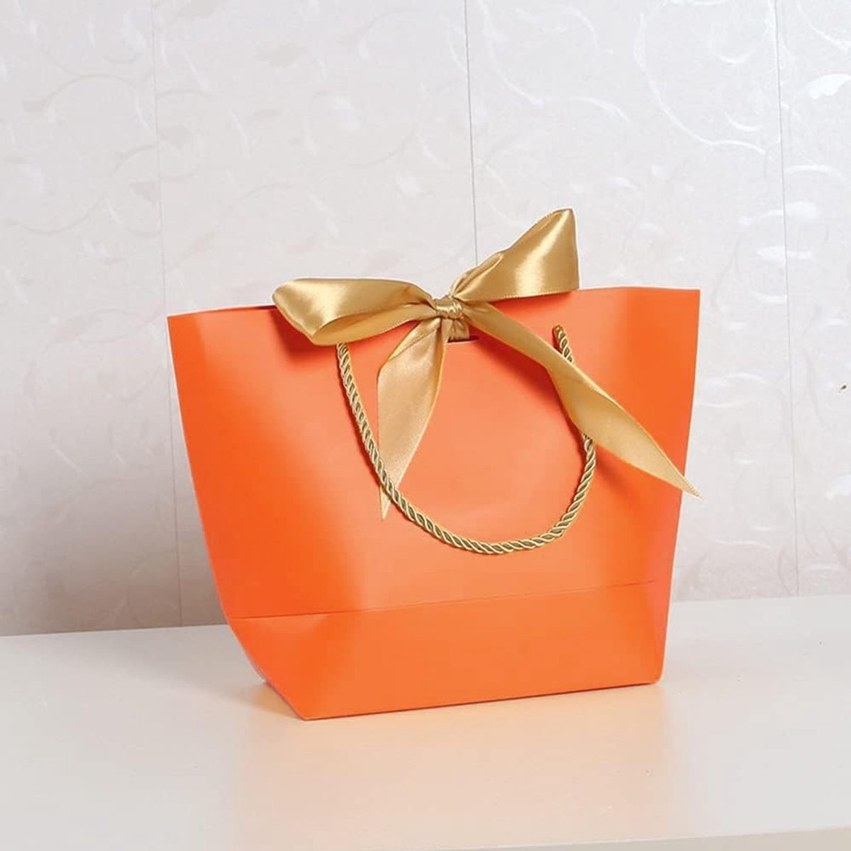 Dailygoods- Cadeauzakken 4 Stuks - Papieren Geschenktas - Waterdicht - Herbruikbaar - Met Handgrepen - 21 x 14 x 16 x 7 cm - Geschenkzakjes